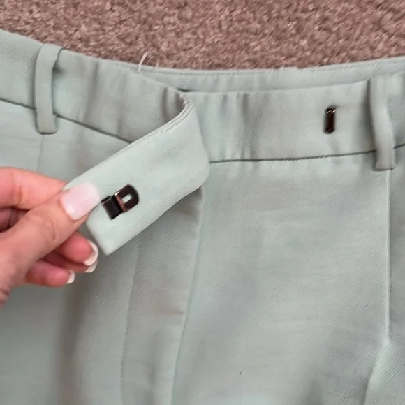 “Zara: Woman’s Cuffed Trousers size Large” - Picture 4 of 11